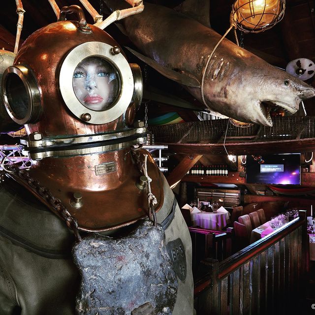 🏔🦈 Un Univers Marin au Sommet de Courchevel 🦈🏔 #caphorn #caphorncourchevel #courchevel #maisontournier #maisontournierstyle #courchevel1850 #luxury #restaurant #ontheslopes #theplacetobe #perfectplace #redcarpet #mountainslife #skiseason #getready #thisiscourchevel