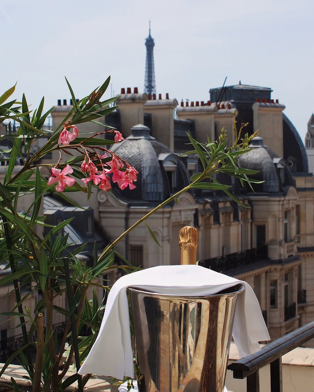 hotel_lancaster_paris - instagram