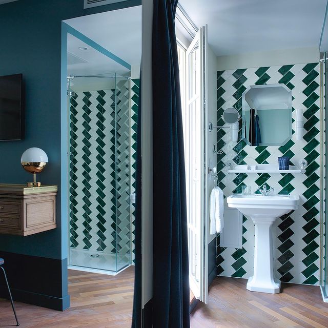 Bathroom details & warm colors by @dorothéemelichzon