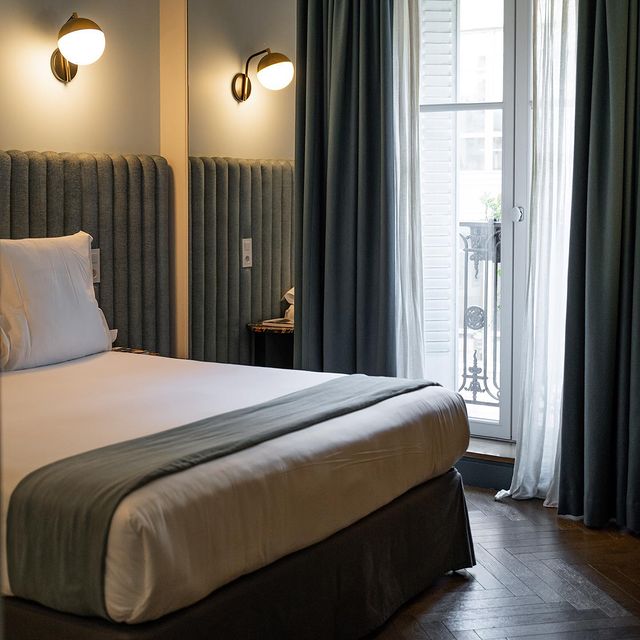 Your Parisian room for the weekend