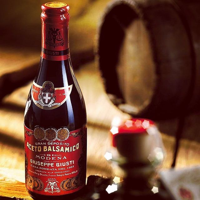🌟 Rien de mieux qu'un assaisonnement simple et savoureux...⠀
Laissez-vous tenter par notre nouvelle gamme d'huiles et de vinaigres pour éveiller vos sens !
#troisbo #troisbocourchevel #courchevel #courchevel1850 #maisontournier #maisontournierstyle #lovethisplace #courchevelcenter #winter #lovelyfood #winter2021 #beautifulcourchevel