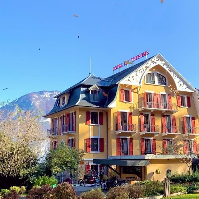 lake annecy hotel